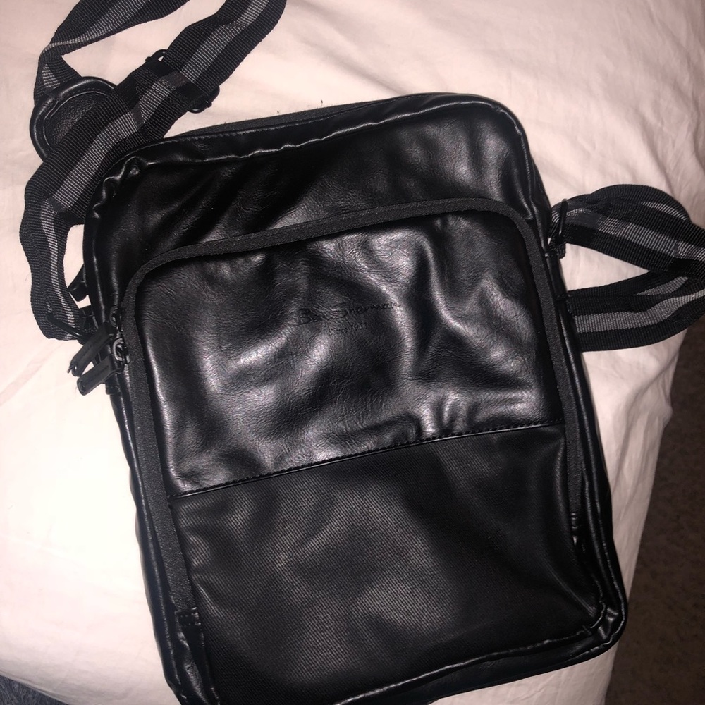 Ben Sherman messenger bag
